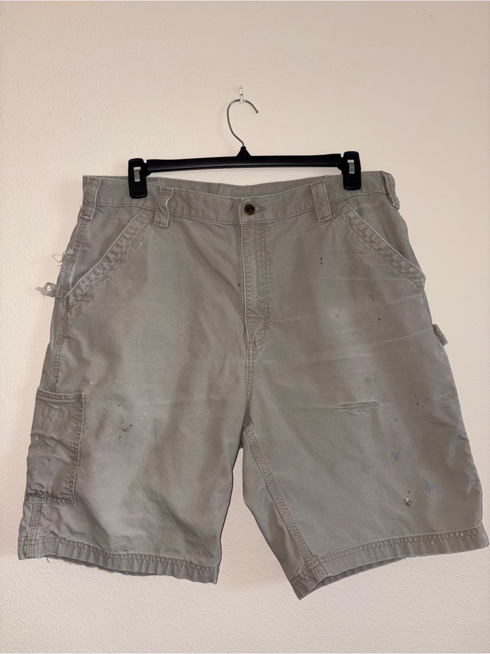 Carhartt Men's Utility Shorts in Beige - Casual Workwear